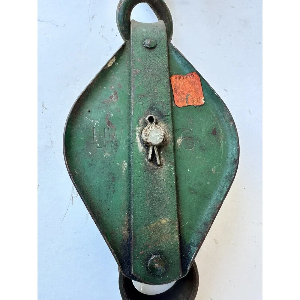 Antique / Vintage Metal Single Pulley WU #6 UW24 Hulk